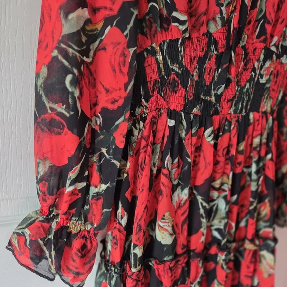 SHEIN Red and Black Floral Long Sleeve Dress - Picture 5 of 7